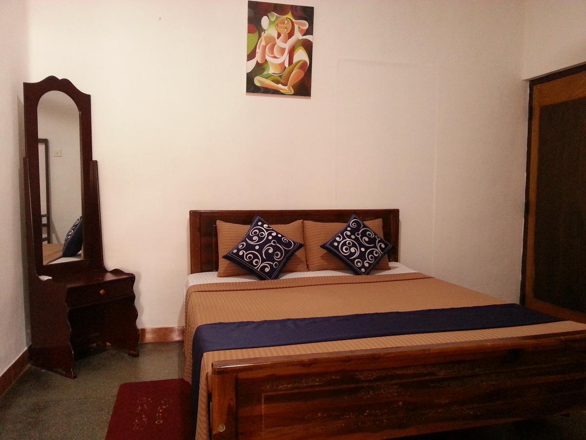 Saubagya Inn Anuradhapura Esterno foto