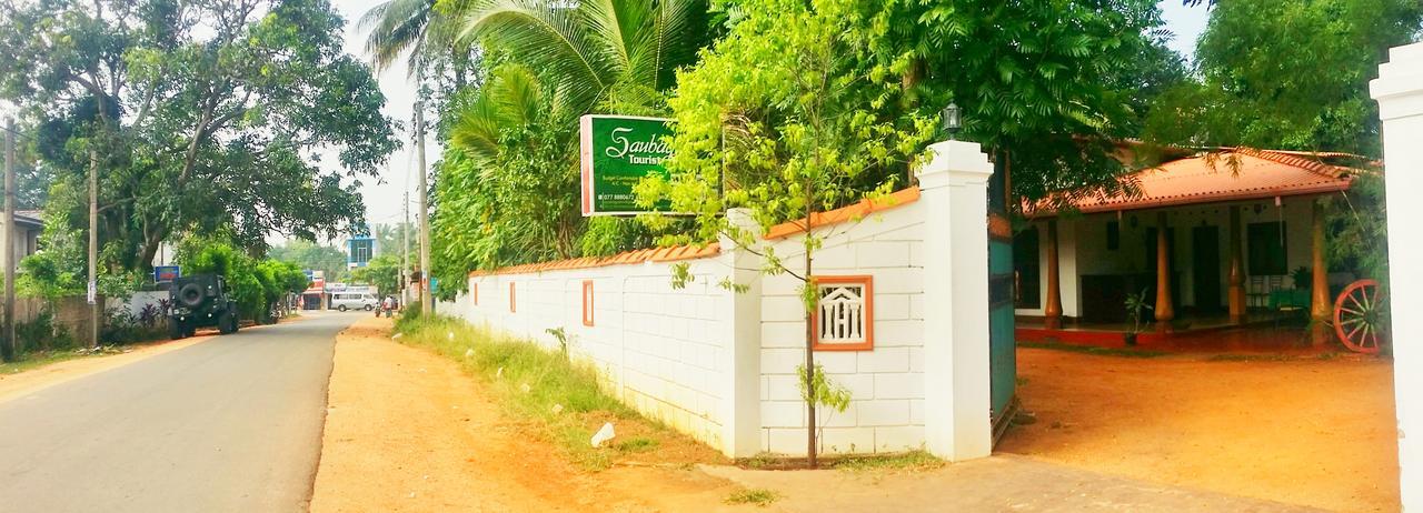 Saubagya Inn Anuradhapura Esterno foto